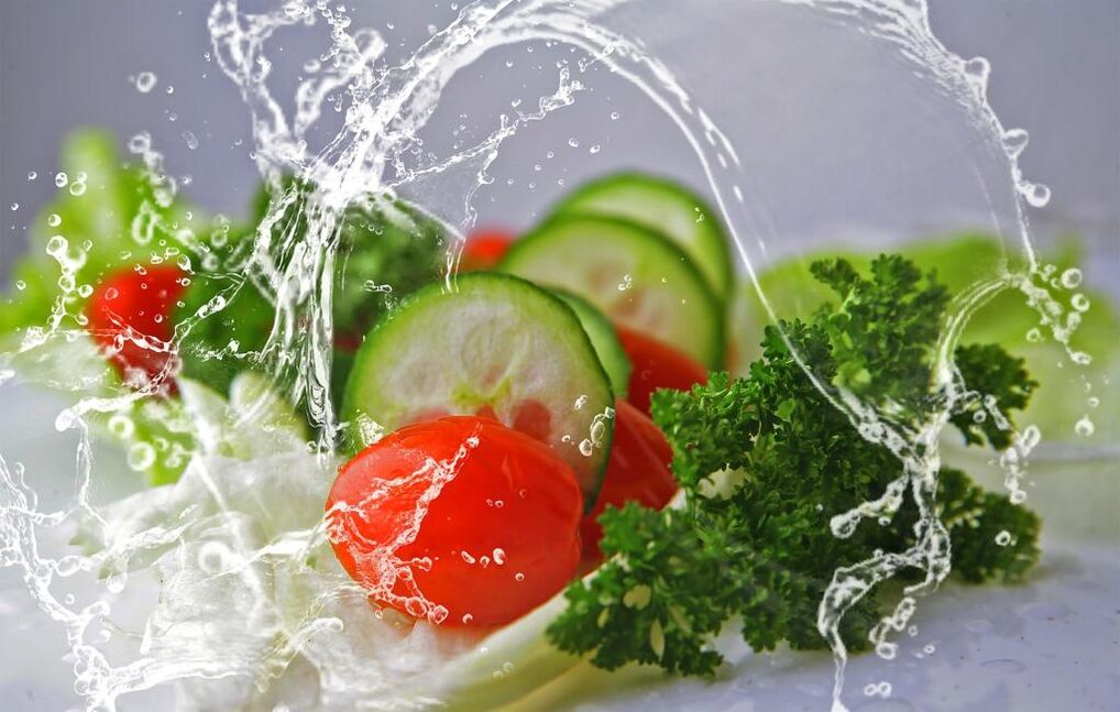 Healthy food and water are important elements needed for weight loss